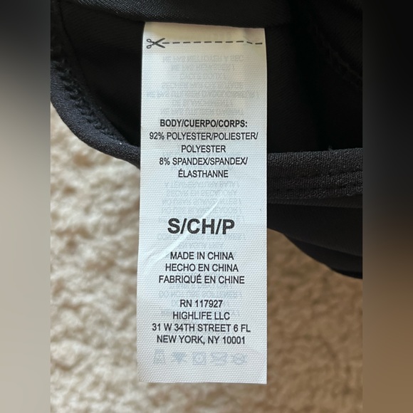 NWT Reebok Women's Challenger High Support Moisture Wicking Bra Black Size Small - Picture 3 of 6